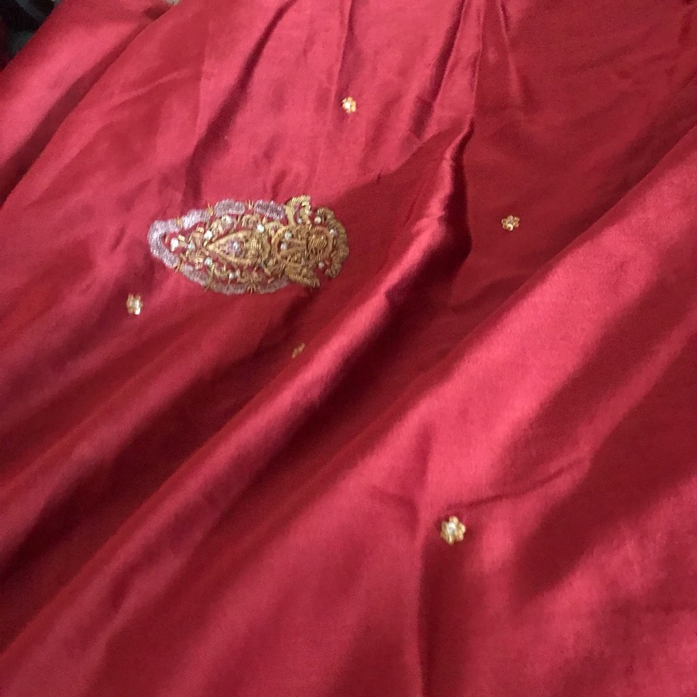 Saris - Picture 2 of 2